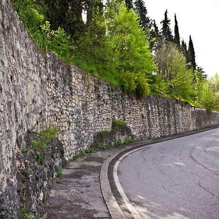 Castello San Felice Bed & Breakfast Verona Exterior photo